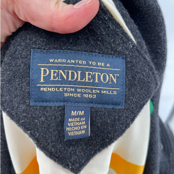 Pendleton Black Coat with Multicolor Lining - Picture 13 of 15